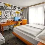 Uno Hotel 4*