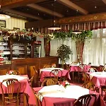 Uno Hotell